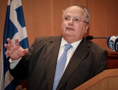 Κοτζιάς για συνεργασία με Βαρουφάκη: «Αθλιότητες»
